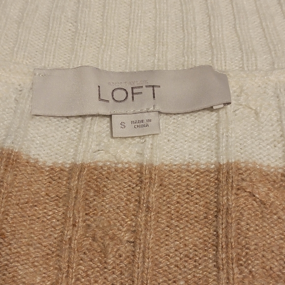 LOFT White Tan Striped V Neck Sweater Small NWOT - Picture 4 of 5